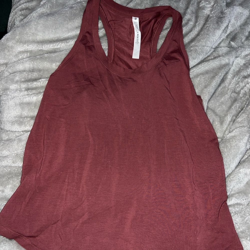 Lululemon Women's Sleeveless Burgundy Top